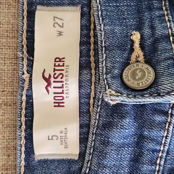 Shorts - Picture 3 of 3